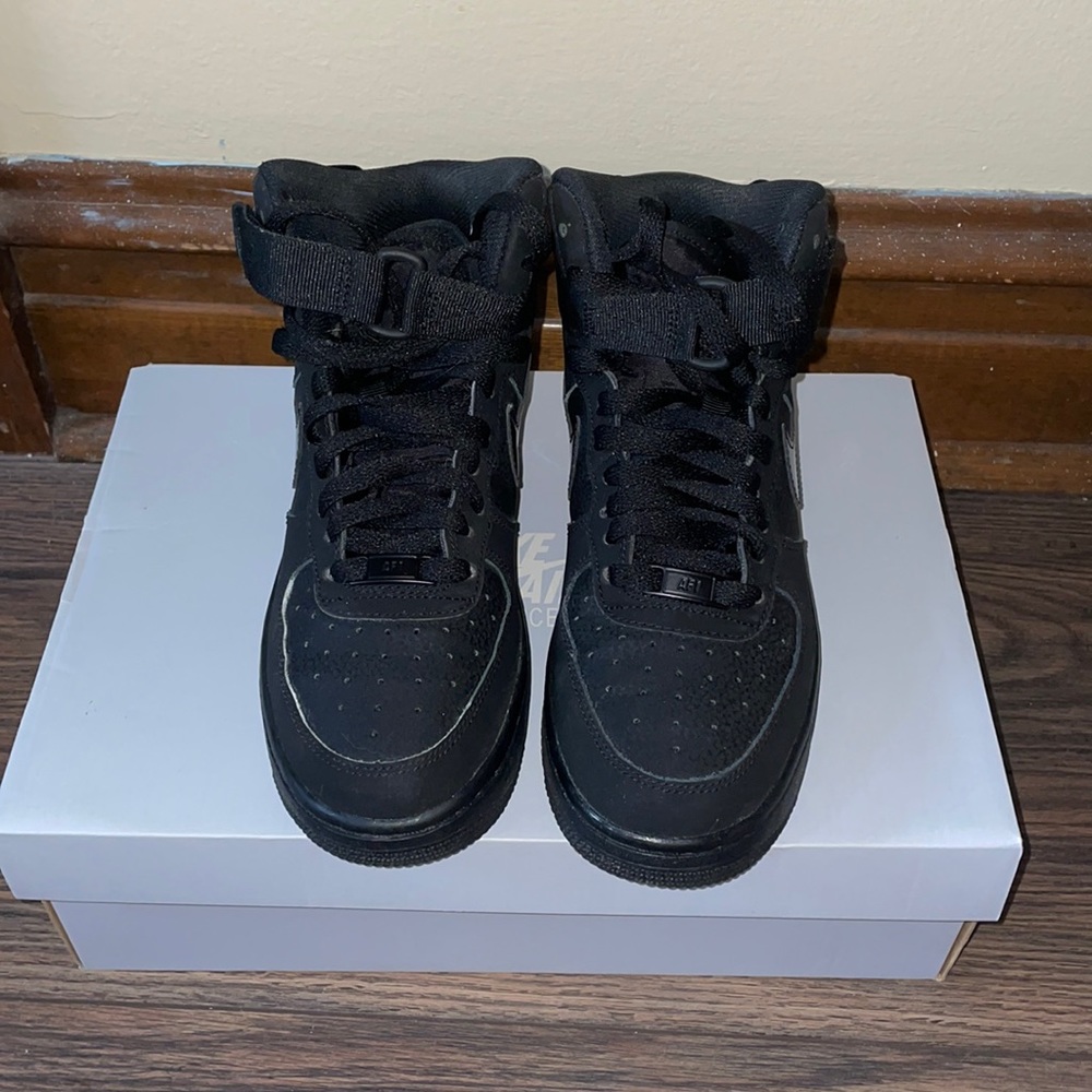 Black Air Force 1 High